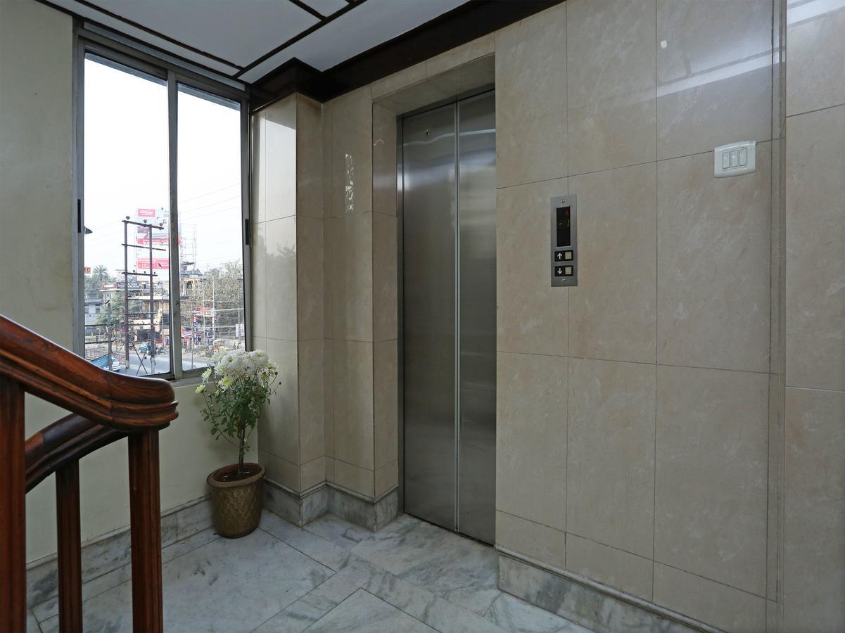 Hotel Amrit Regency กูวาฮาติ ภายนอก รูปภาพ