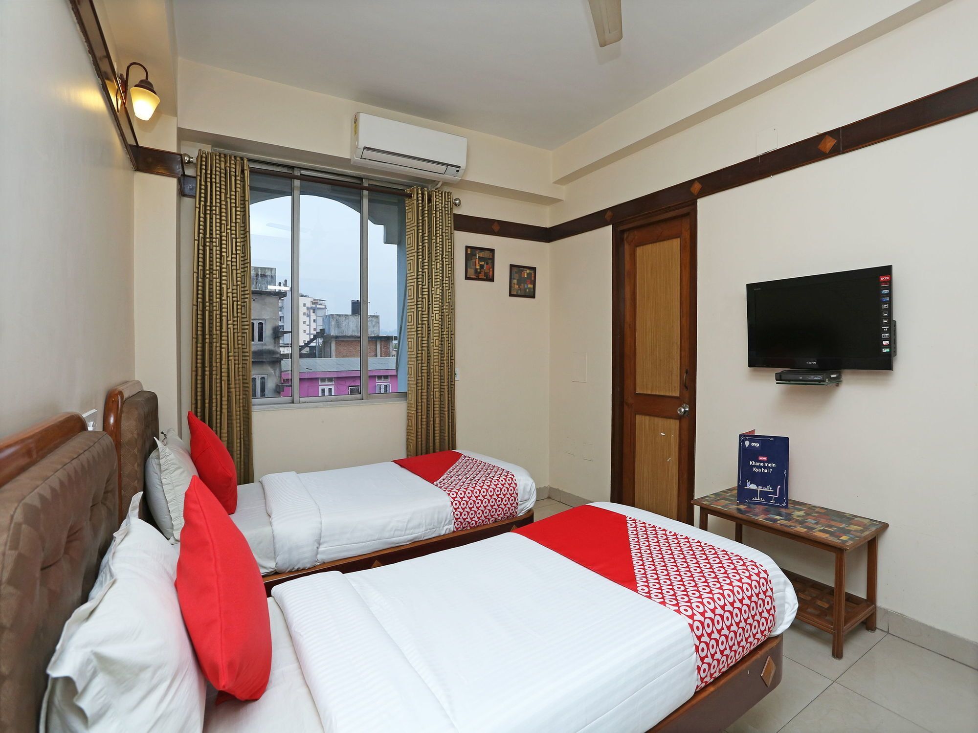Hotel Amrit Regency กูวาฮาติ ภายนอก รูปภาพ