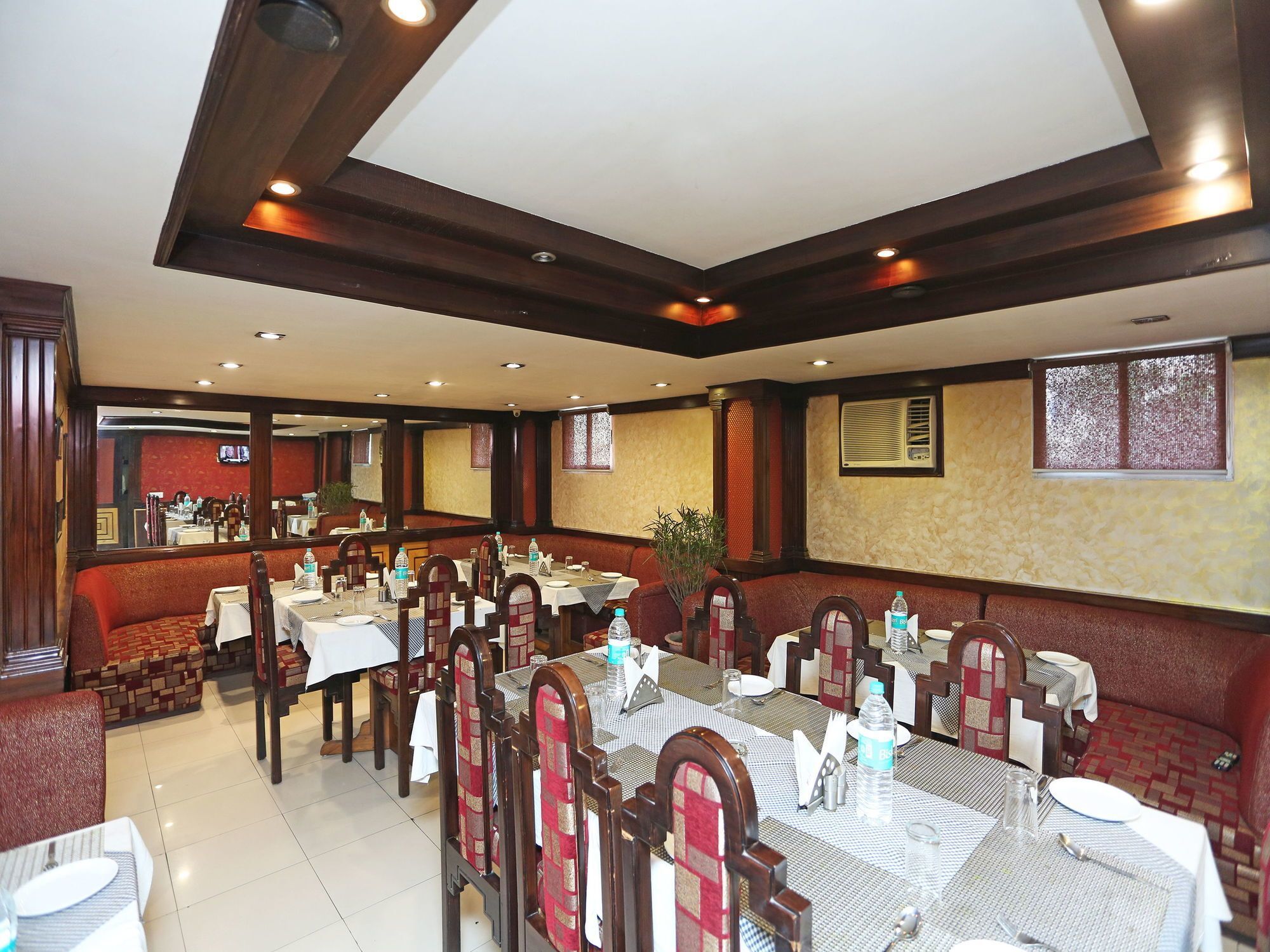 Hotel Amrit Regency กูวาฮาติ ภายนอก รูปภาพ