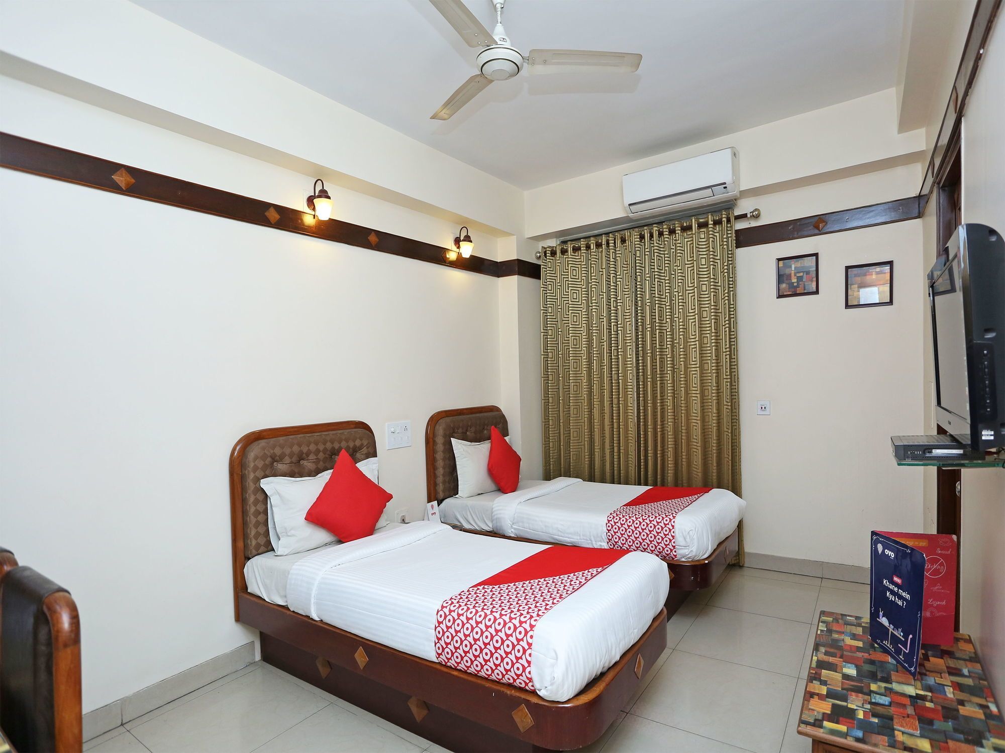 Hotel Amrit Regency กูวาฮาติ ภายนอก รูปภาพ